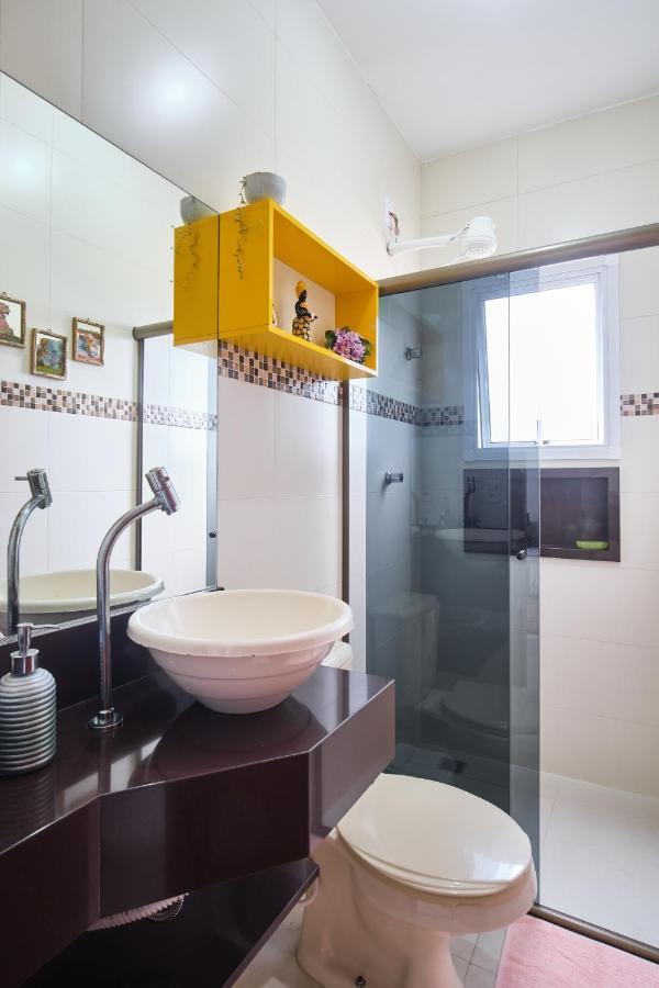 Dois Quartos, Sacada Com Churrasqueira, A 400 Mts Do Projeto Tamar E 800 Mts Do Aquario ウバトゥバ エクステリア 写真