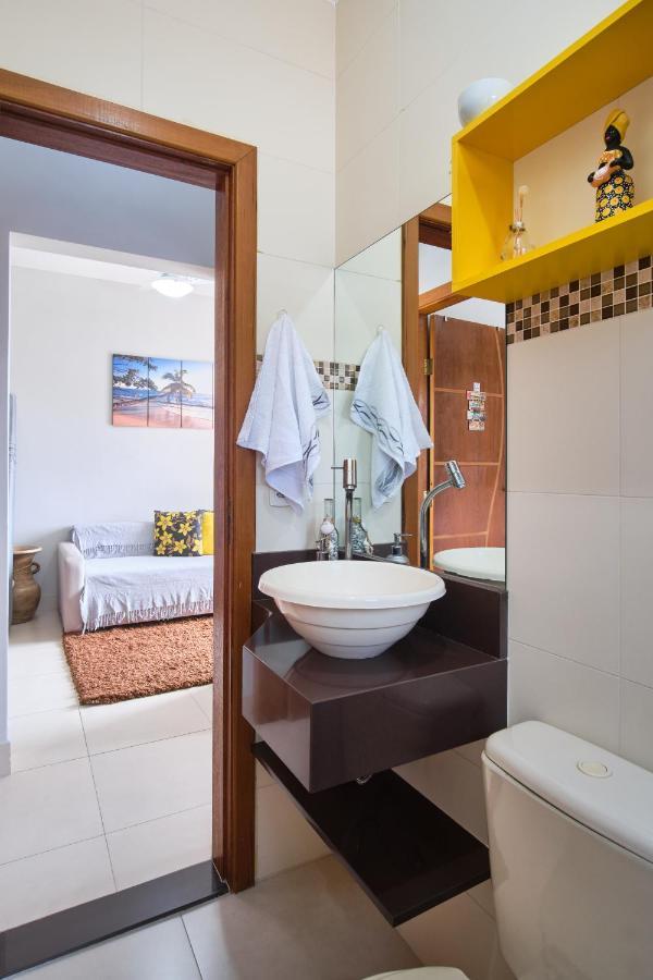 Dois Quartos, Sacada Com Churrasqueira, A 400 Mts Do Projeto Tamar E 800 Mts Do Aquario ウバトゥバ エクステリア 写真